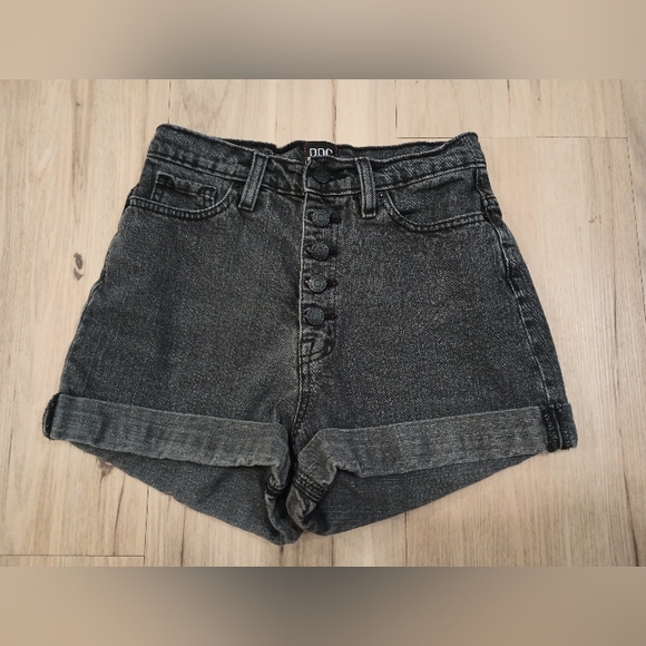 BDG Pants - BDG Hi-rise Button Up Shorts